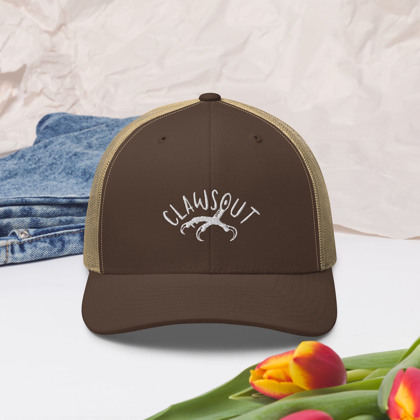 CLAWSOUT Brand Trucker Cap, white embroidery